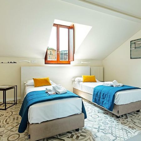 Renovated Penthouse Duomo&Via Torino Appartamento Milano Esterno foto